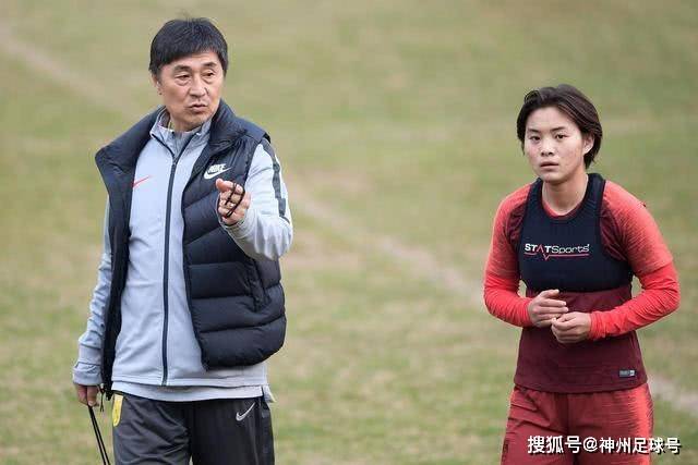 关于C罗出场时间的讨论：尊重不等于优先上场